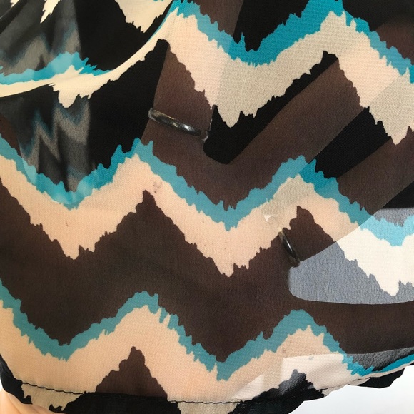 LILY ROSE • CHEVRON PRINT DRESS - Picture 8 of 8